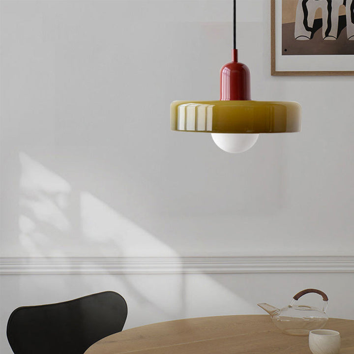 Bunte Hängeleuchte im Bauhaus-Stil - StiloGlas
