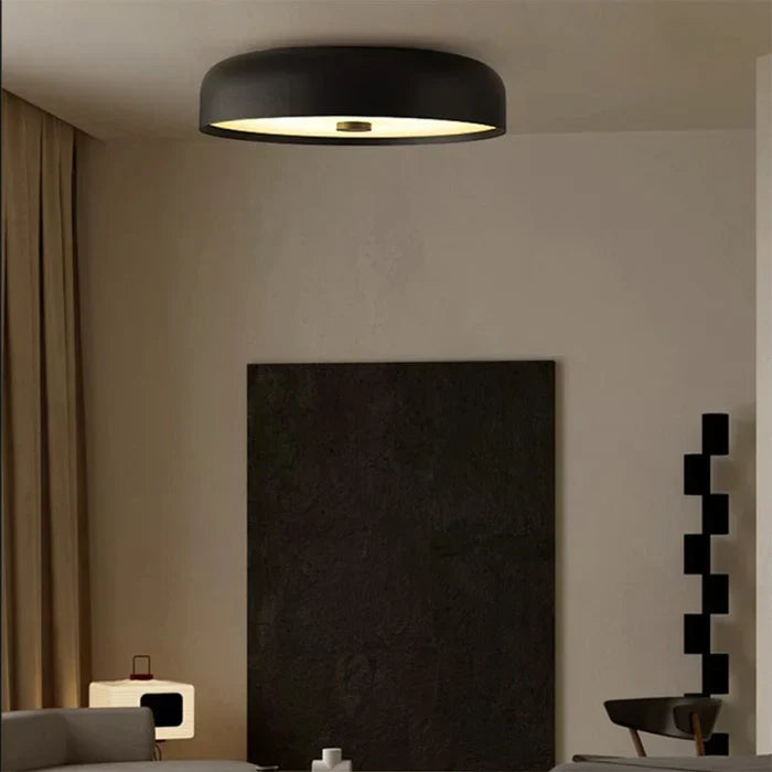 Moderne und minimalistische LED-Deckenleuchte