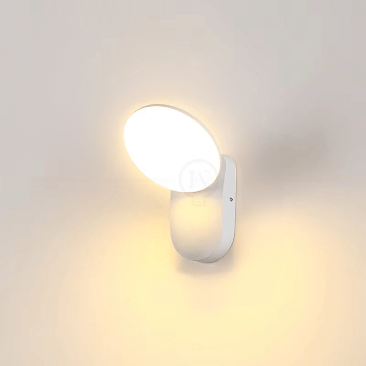 Intelligente LED-Wandleuchte mit Bewegungssensor