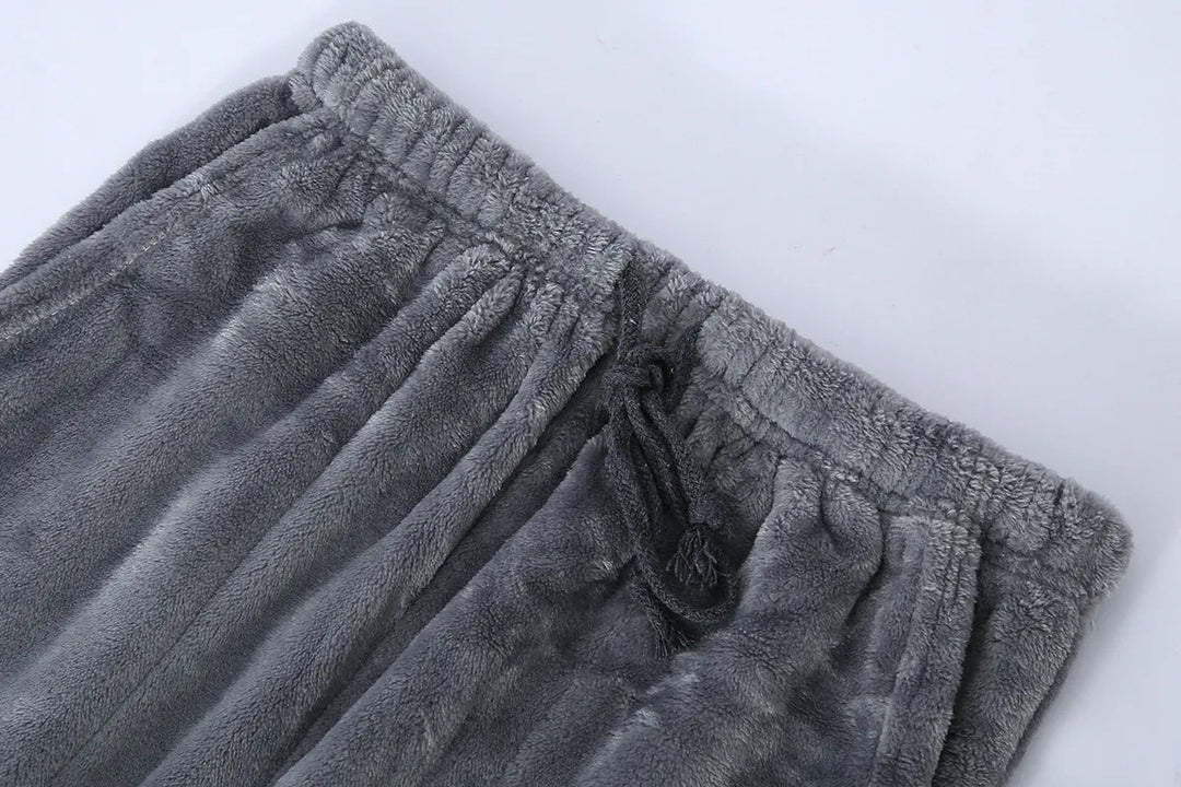 Winter Chill Pyjama | Warme und weiche Nachtwäsche für Männer