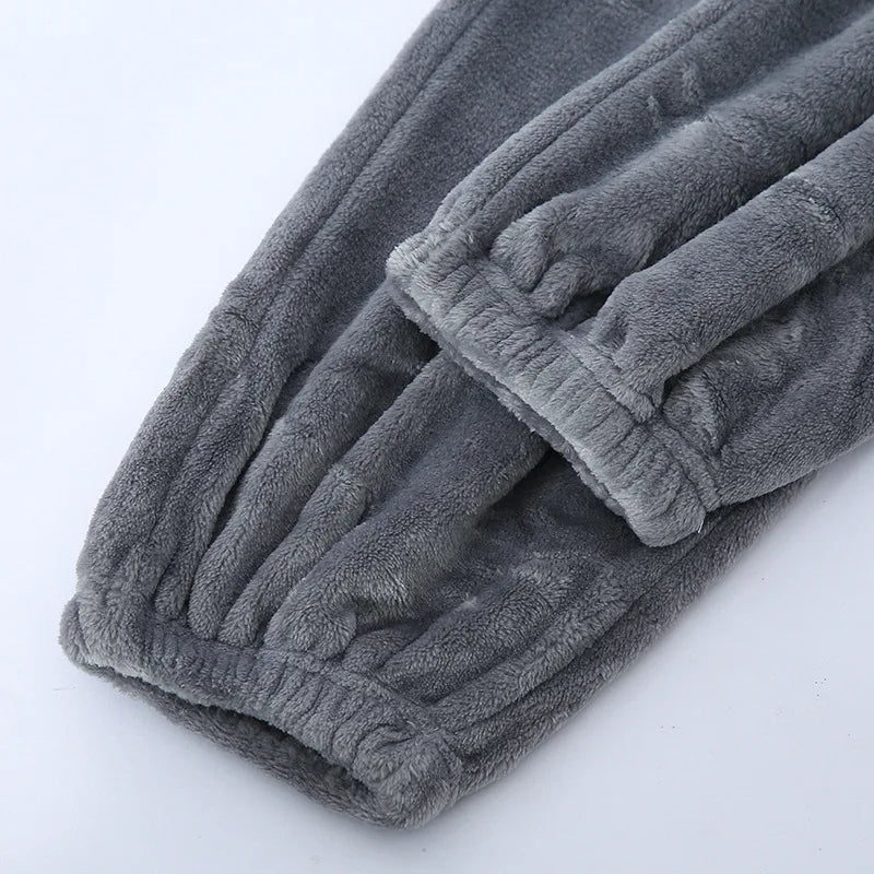 Winter Chill Pyjama | Warme und weiche Nachtwäsche für Männer