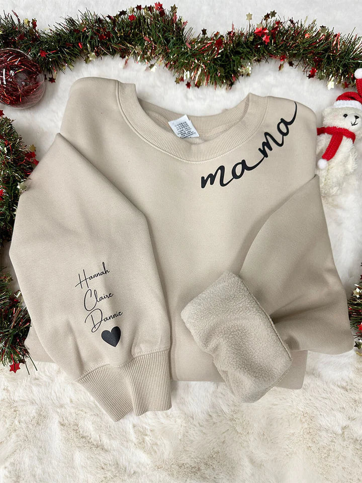 Geschenk zum Muttertag | Embrace Kapuzenpullover | Personalisierbar mit Namen auf dem Ärmel