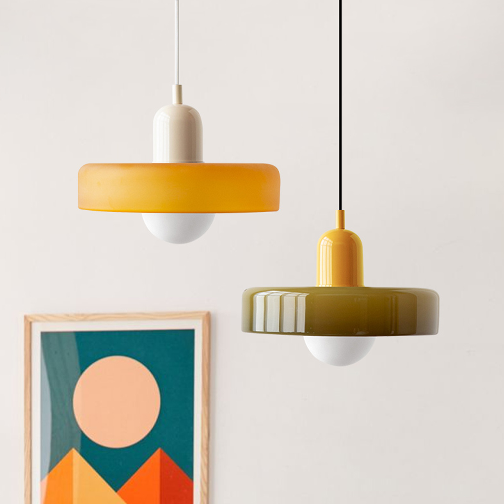 Farbenfrohe Pendelleuchte im Bauhausstil - StiloGlas