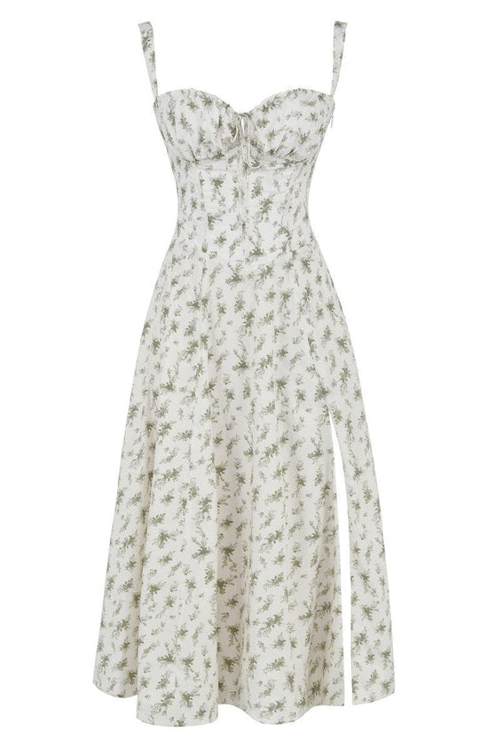 Blumiges, tailliertes Kleid