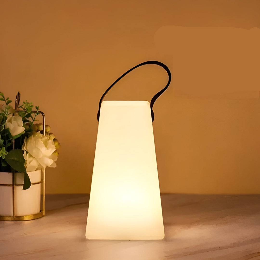 Wasserdichte kabellose LED-Tischlampe für drinnen & draussen - Lumora
