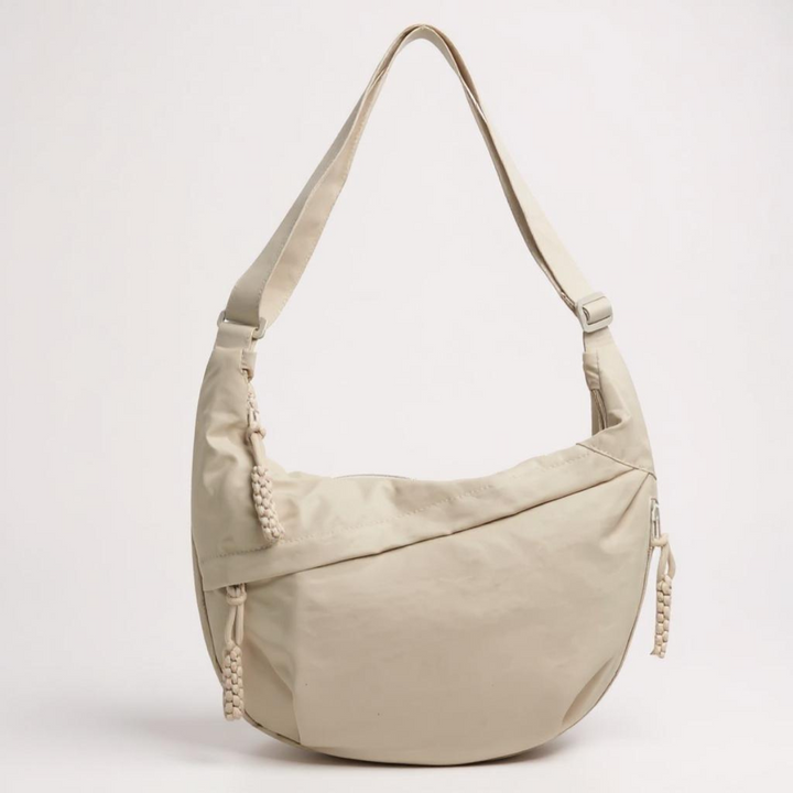 Crescent-Schultertasche – aus nachhaltigem Nylon mit verstellbarem Schulterriemen