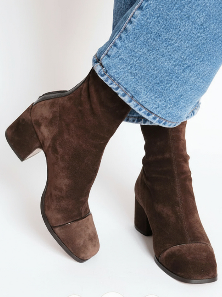 Elegante Damenstiefel mit Absatz