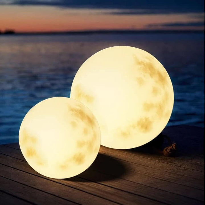 Gartenlampe in Mondform