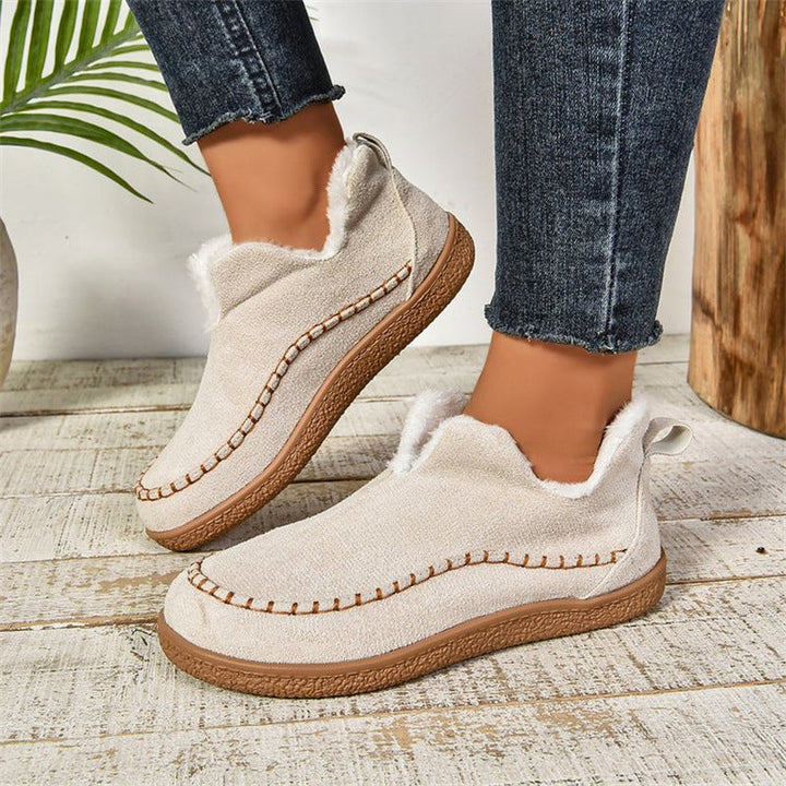 Gefütterte Damen-Stiefeletten mit V-Ausschnitt und flacher Sohle