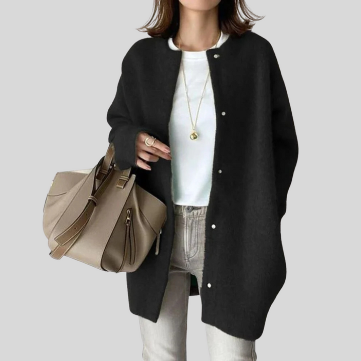 Elegante Strickjacke – Raffinierte Stricklage