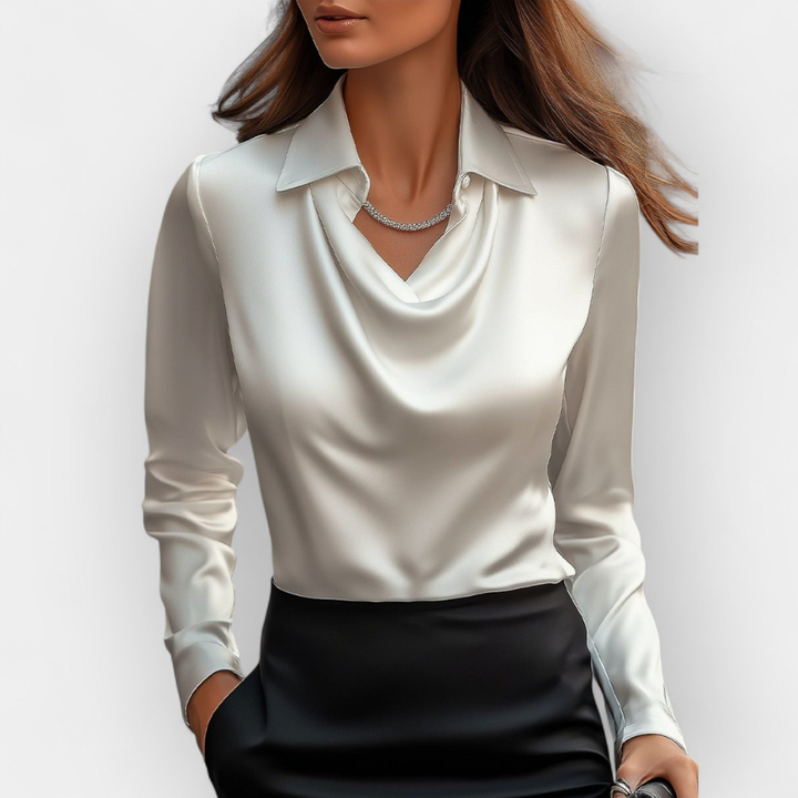 Elegante Satinbluse mit Wasserfallkragen