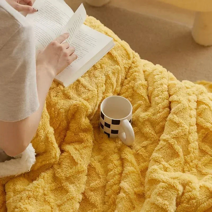 Dicke Winterdecke aus Lammwolle - WarmWool