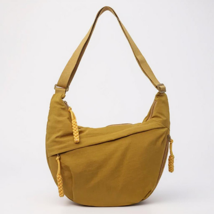 Crescent-Schultertasche – aus nachhaltigem Nylon mit verstellbarem Schulterriemen