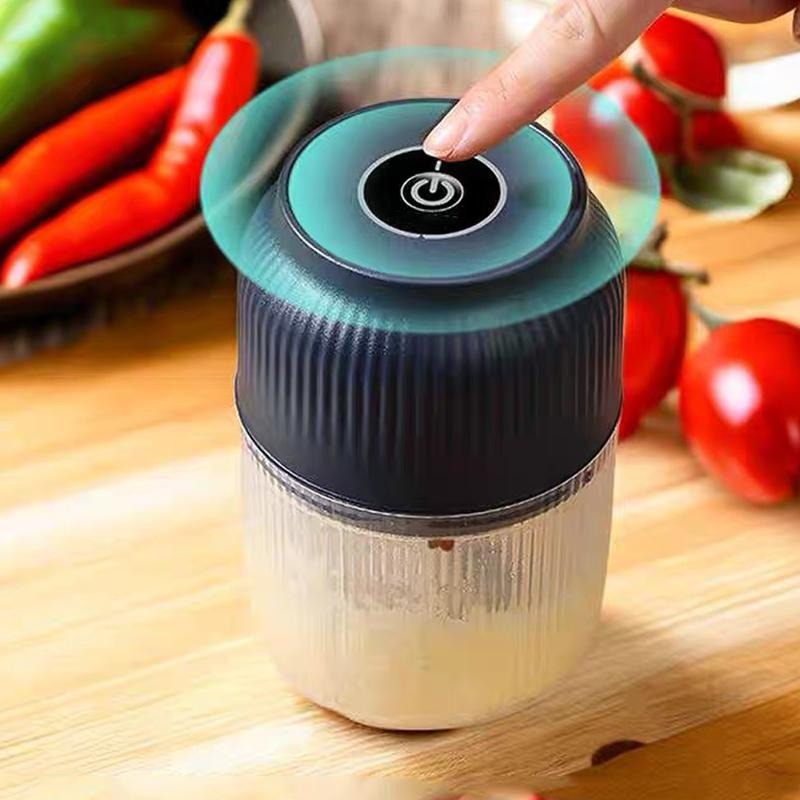 USB-wiederaufladbarer Mini-Zerkleinerer mit 4 Edelstahlklingen, 300-ml-Schüssel