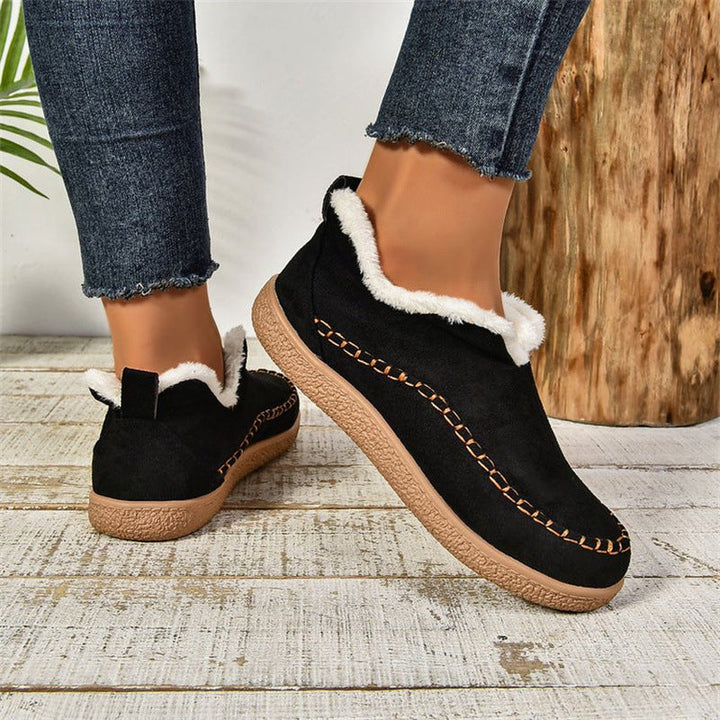 Gefütterte Damen-Stiefeletten mit V-Ausschnitt und flacher Sohle