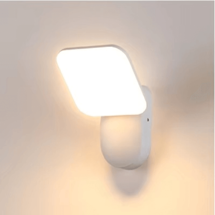Intelligente LED-Wandleuchte mit Bewegungssensor