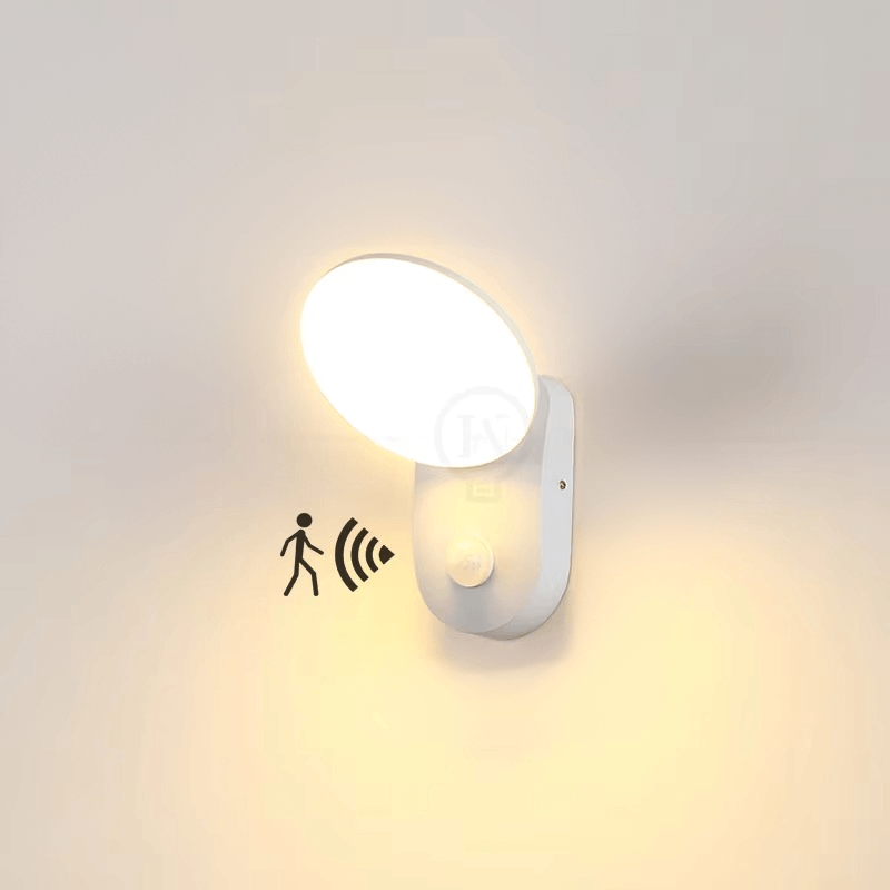 Intelligente LED-Wandleuchte mit Bewegungssensor