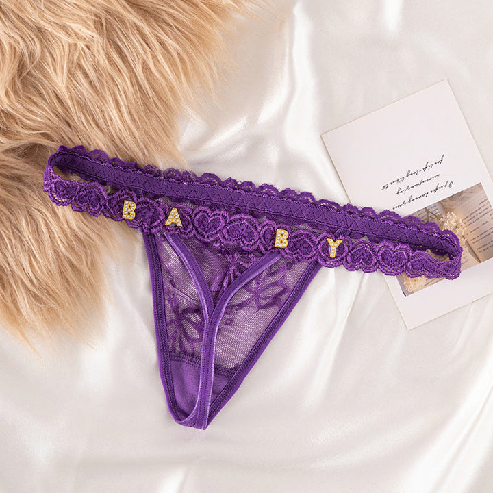 LaceFlair personalisierte Spitzen‑Dessous mit Kristallbuchstaben