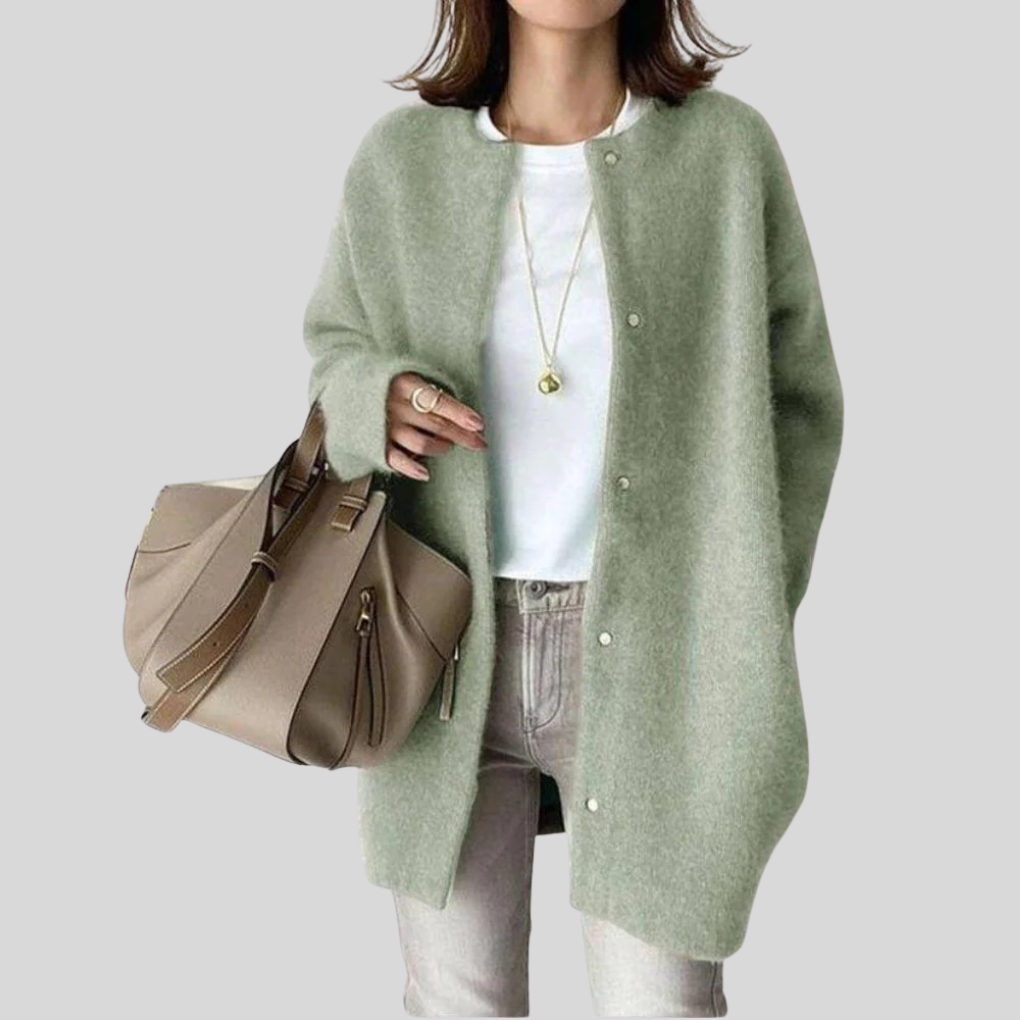Elegante Strickjacke – Raffinierte Stricklage