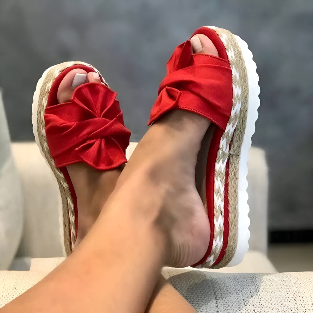 Damenmode-Sandalen für ein ausgewogenes Design
