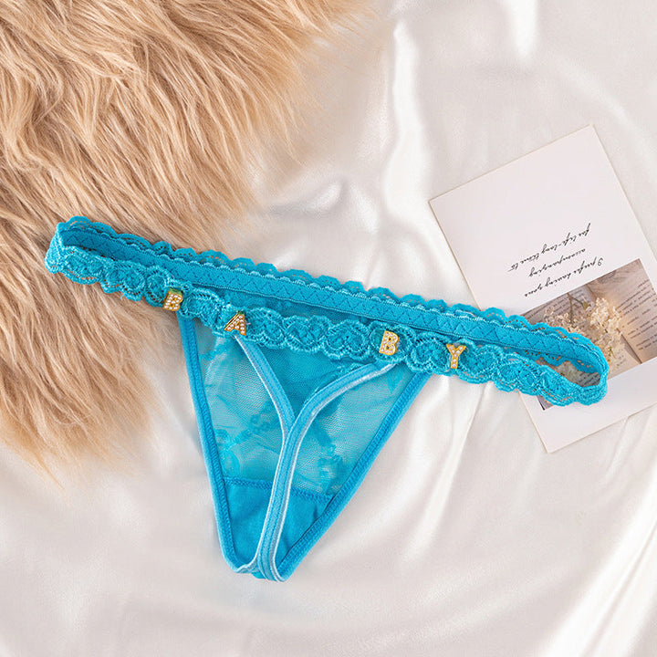 LaceFlair personalisierte Spitzen‑Dessous mit Kristallbuchstaben