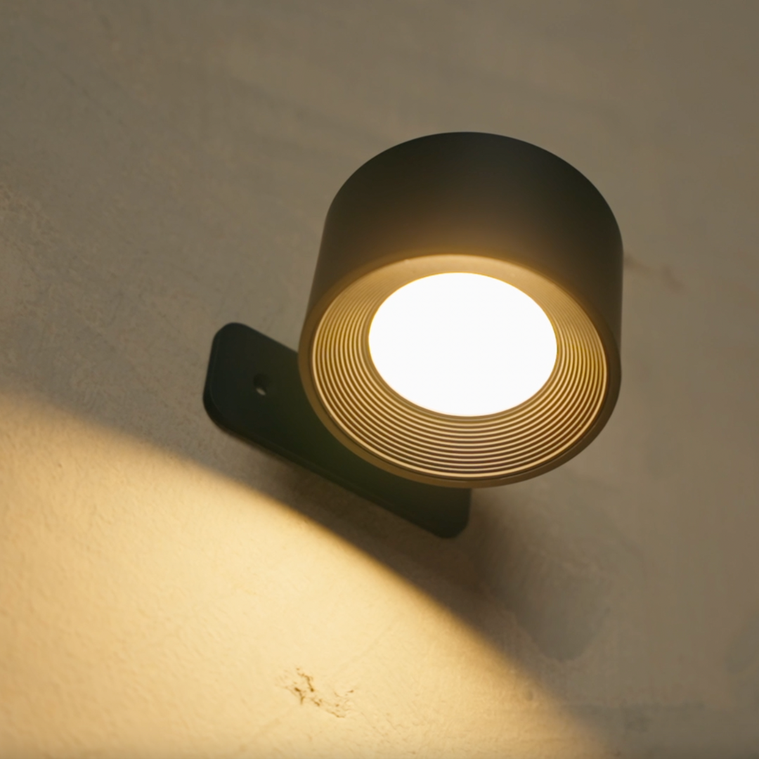 Kabellose LED-Wandlampe mit 360°-Drehung, Touch-Dimmung, 3 Lichtfarben und USB-C-Akku