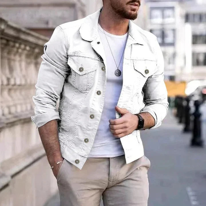 Moderner Freizeit Look mit Vintage Note