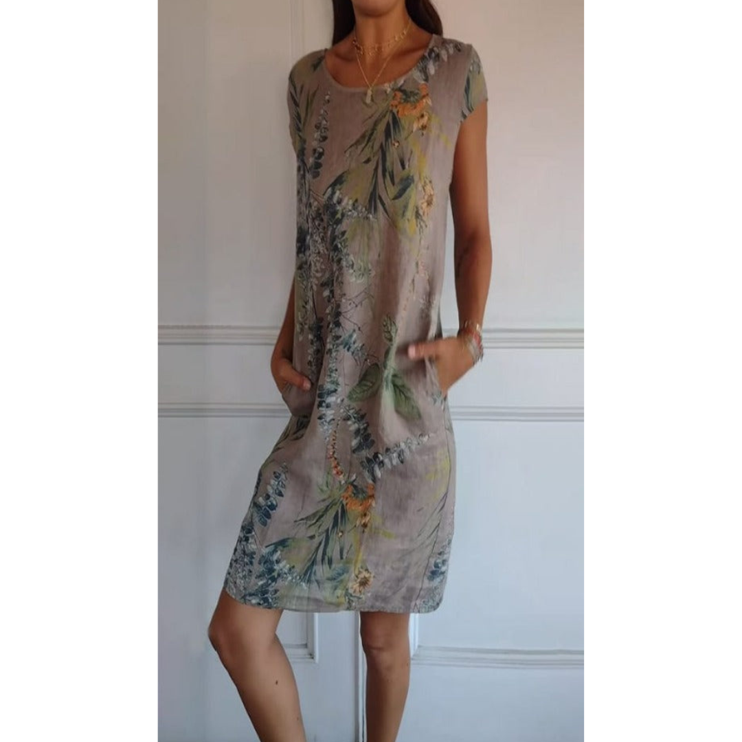 Bequemes Kleid mit Rundhalsausschnitt