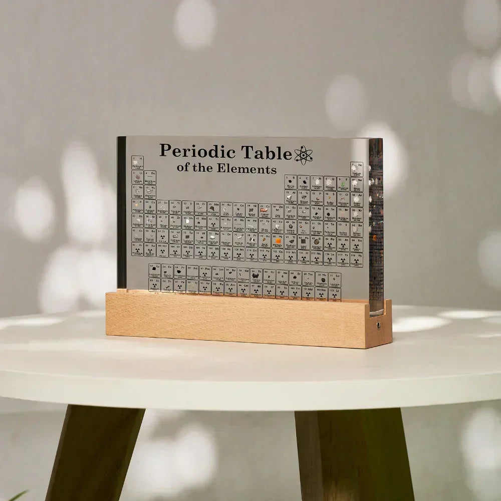 Beleuchtete Periodensystem-Tafel mit echten Elementen - Elementa
