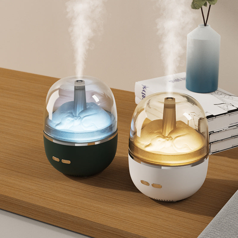 Kleiner Aroma-Diffusor mit Farbverlaufslicht und dichtem Kaltnebel