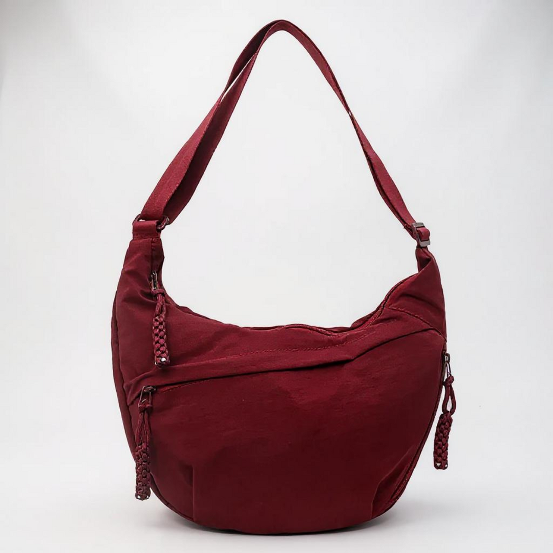 Crescent-Schultertasche – aus nachhaltigem Nylon mit verstellbarem Schulterriemen