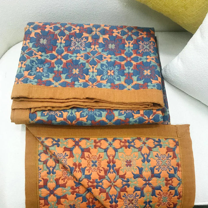 Baumwoll-Steppdecke mit blauem Muster - Florencia