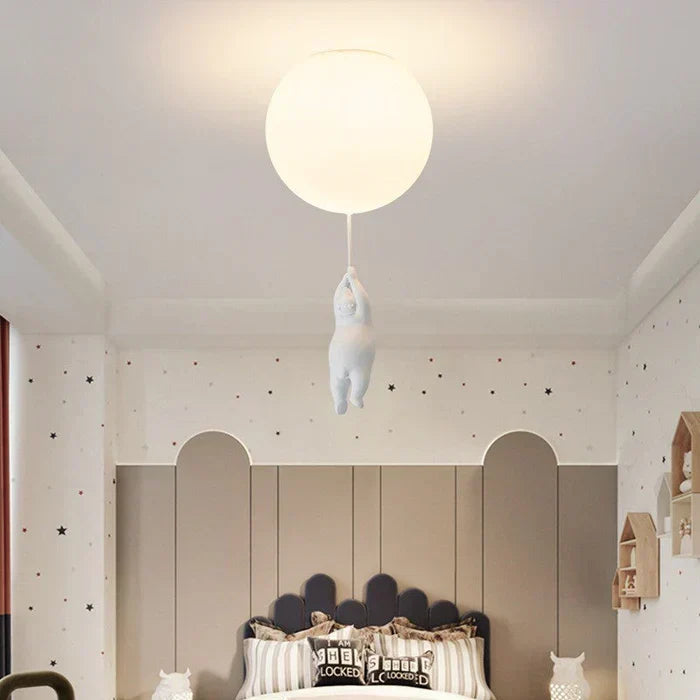 Kinderdeckenleuchte mit Bär und Ball | CloudBear