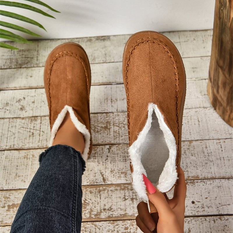 Gefütterte Damen-Stiefeletten mit V-Ausschnitt und flacher Sohle