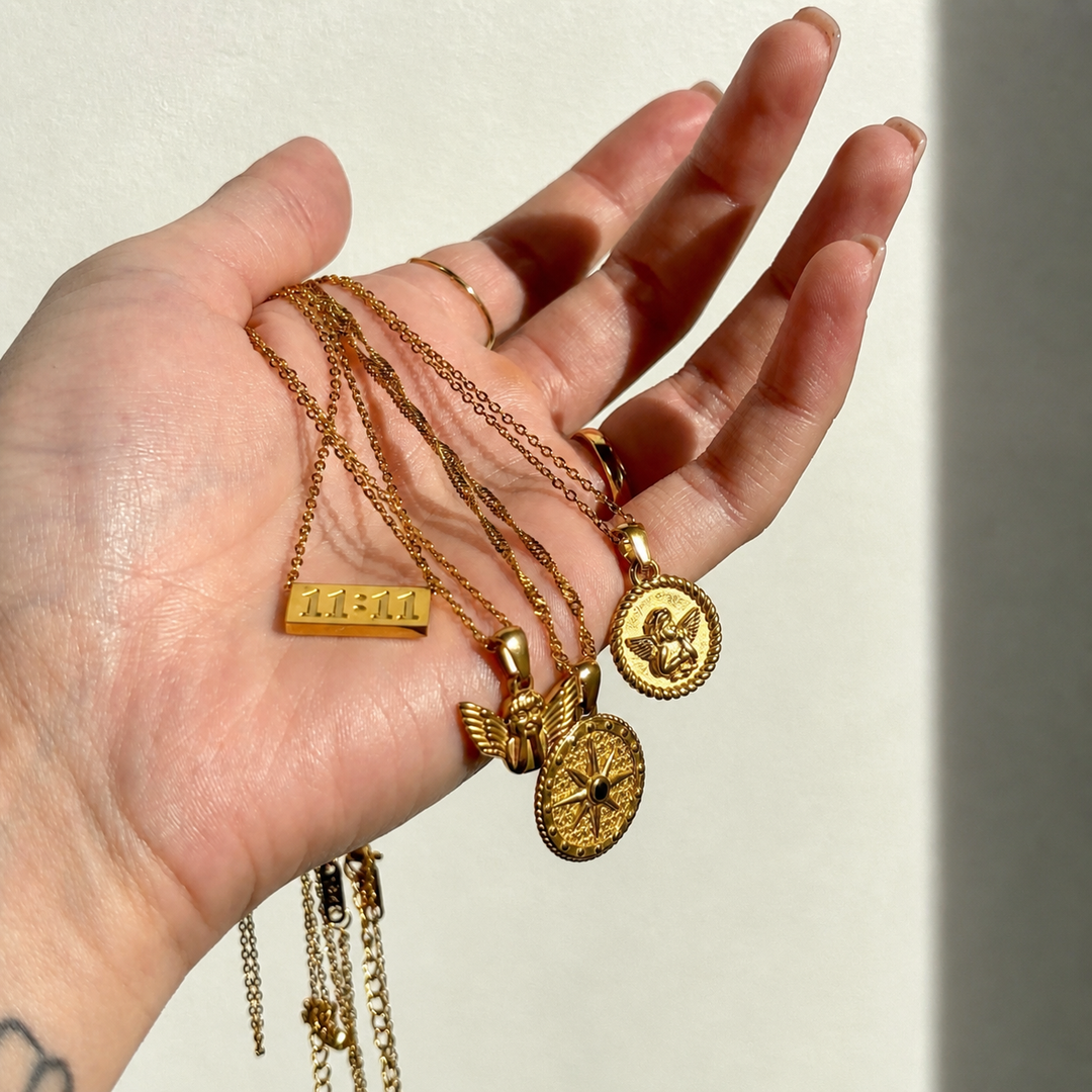 Goldene Engelskette