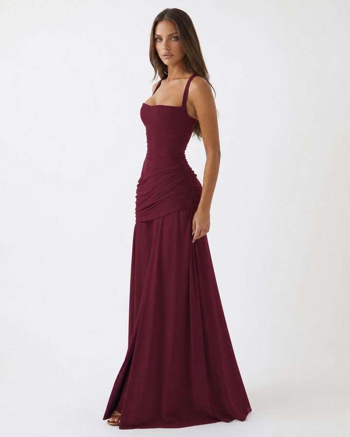 Fließendes Maxikleid aus Chiffon mit Wasserfallausschnitt und Schnürung am Rücken