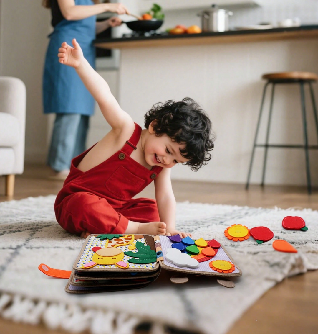 Montessori-Beschäftigungsbuch – Lernen durch Spielen