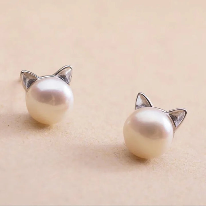 Katzen-Perlen-Ohrstecker aus Sterlingsilber