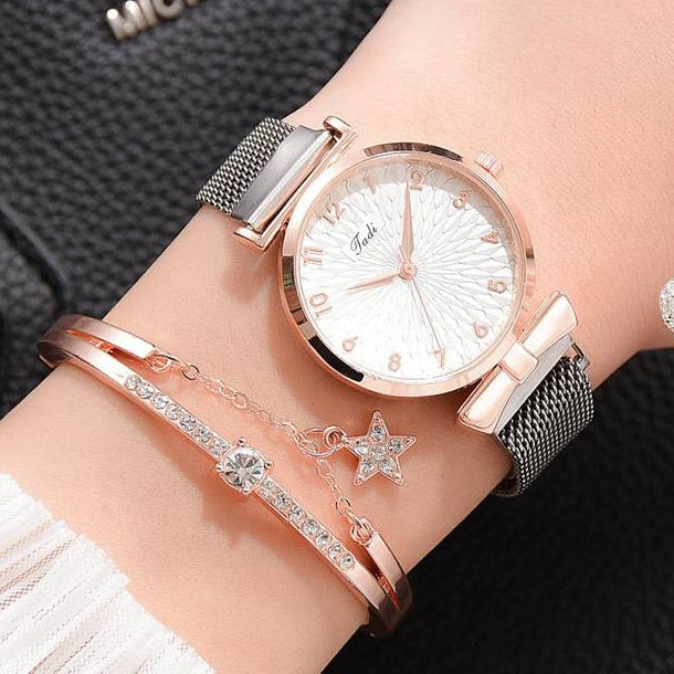 Uhr mit Magnetarmband