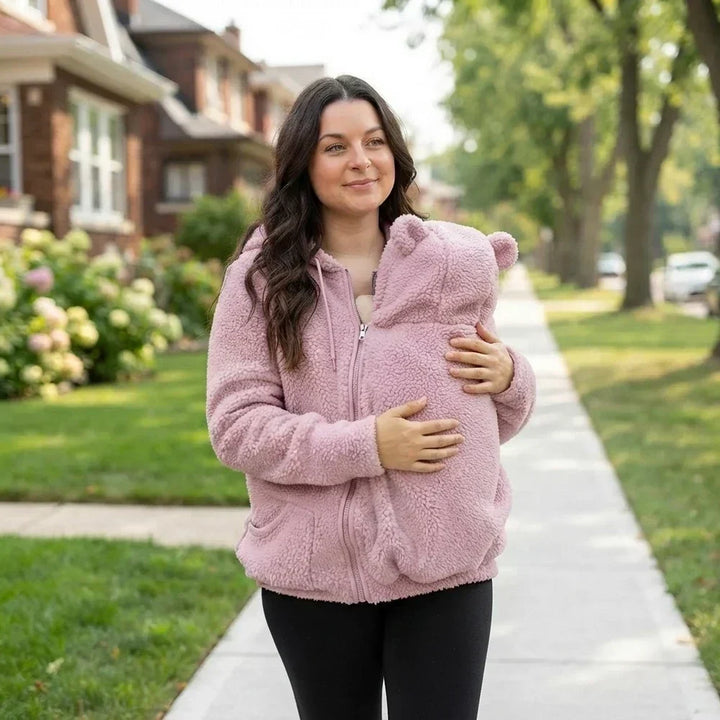 Kuscheliger Fleece-Kapuzenpullover zum Babytragen mit Fronttasche