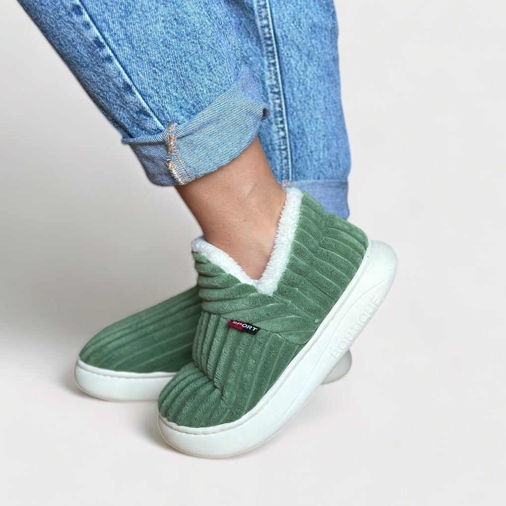 Ultra-warme ergonomische Fellpantoffeln