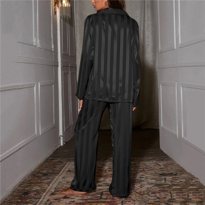 Luxuriöser Seidenpyjama für Damen - Nina