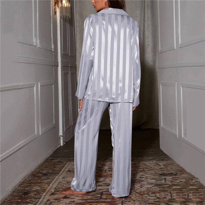 Luxuriöser Seidenpyjama für Damen - Nina