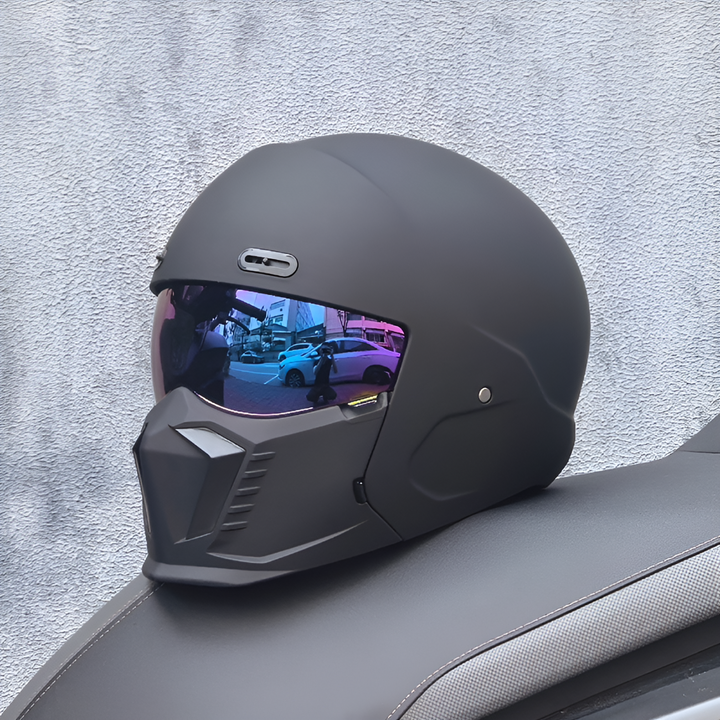 Motorradhelm