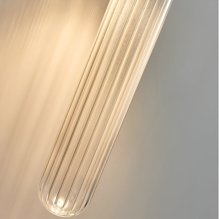 Nordische Wandleuchte aus Wasserwellenglas in Messing mit 1 LED-Licht