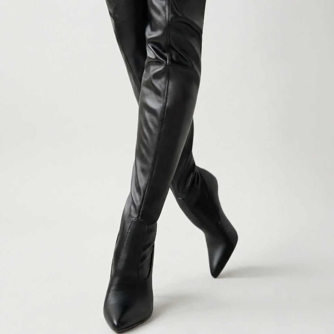 Overknee-Stiefel mit spitzer Zehenpartie - Sandra