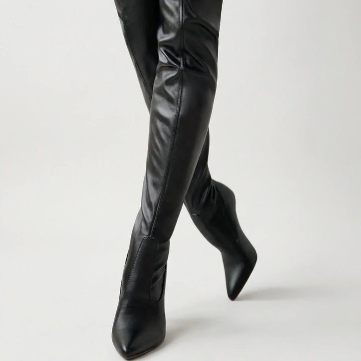 Overknee-Stiefel mit spitzer Zehenpartie - Sandra