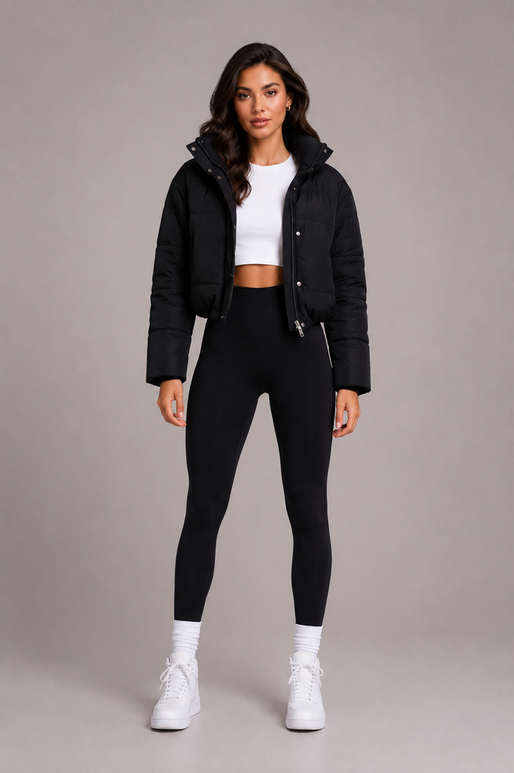 Damen Kurze Steppdaunenjacke mit Kapuze mit enger Passform
