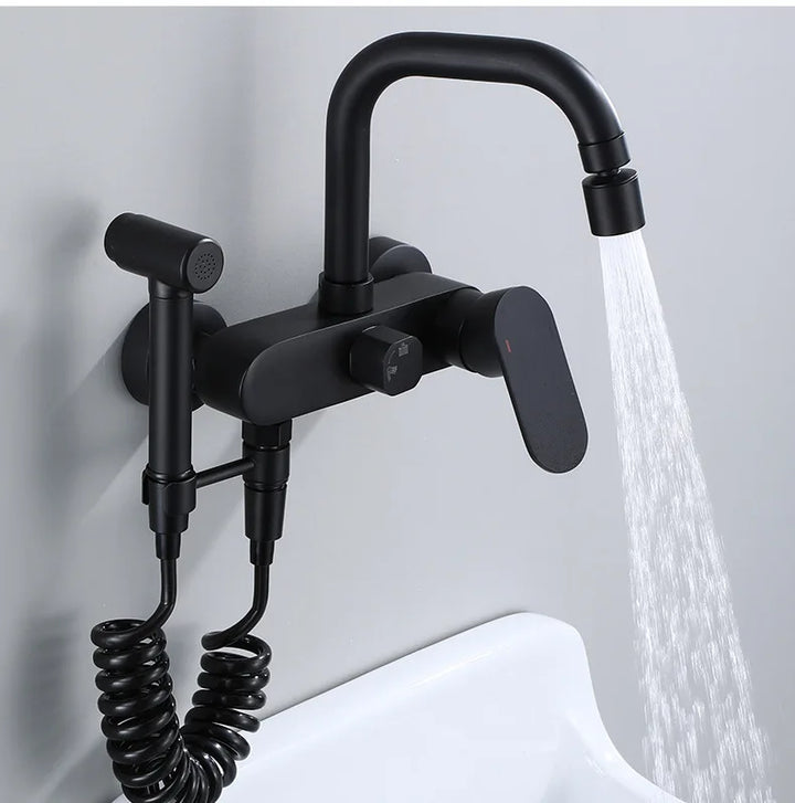 AquaJet Wandarmatur in Schwarz aus Messing
