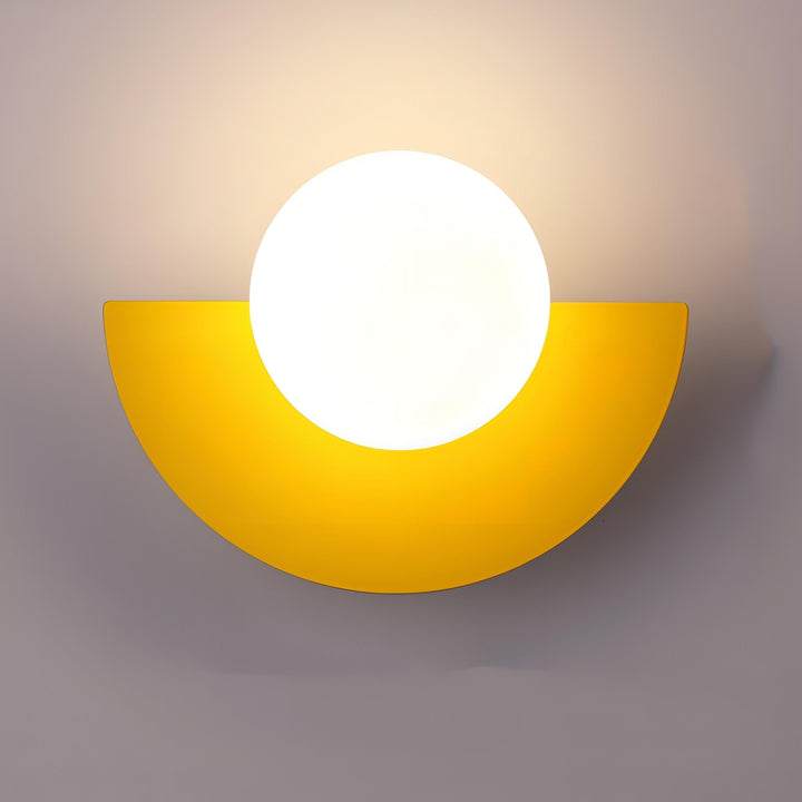 Nordische halbrunde Wandlampe